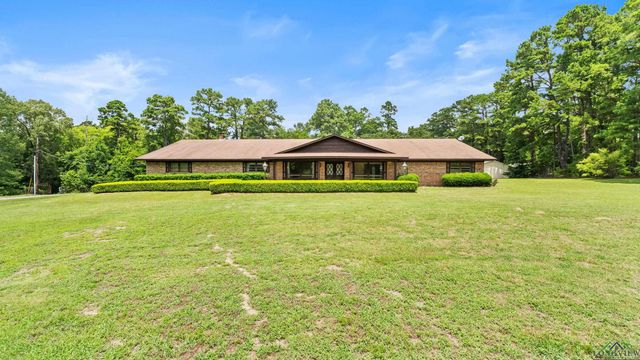 2115 E Pinecrest, Atlanta, TX 75551