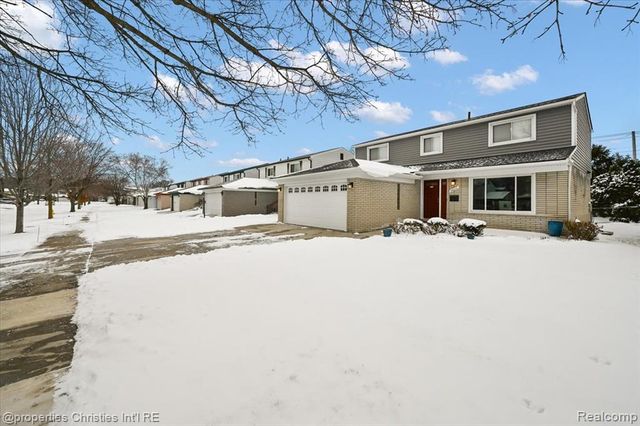 26010 Marlowe Place, Oak Park, MI 48237