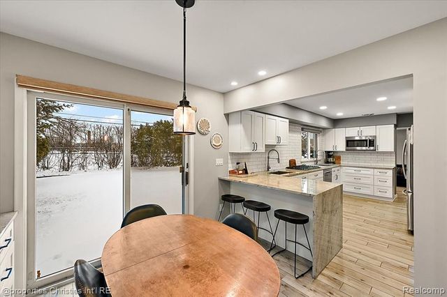 26010 Marlowe Place, Oak Park, MI 48237