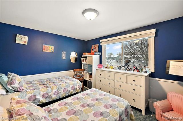 26010 Marlowe Place, Oak Park, MI 48237