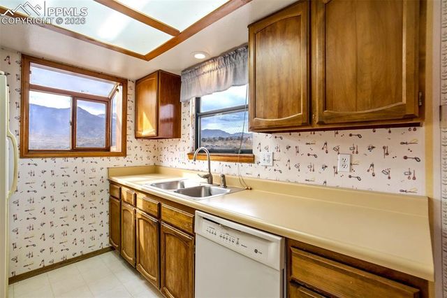 2385 Stepping Stones Way, Colorado Springs, CO 80904