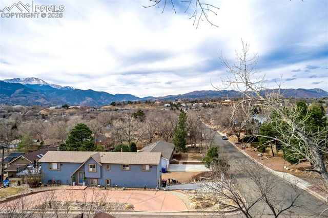 2385 Stepping Stones Way, Colorado Springs, CO 80904