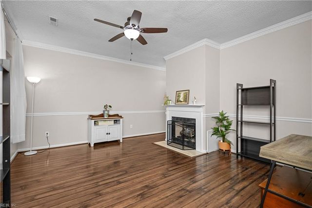 833 Creekside CRES, Chesapeake, VA 23320