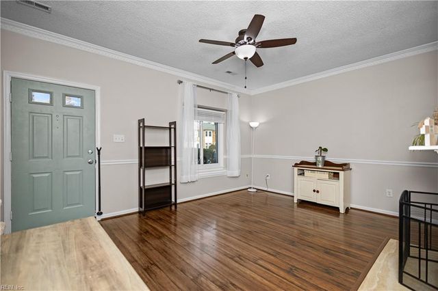 833 Creekside CRES, Chesapeake, VA 23320