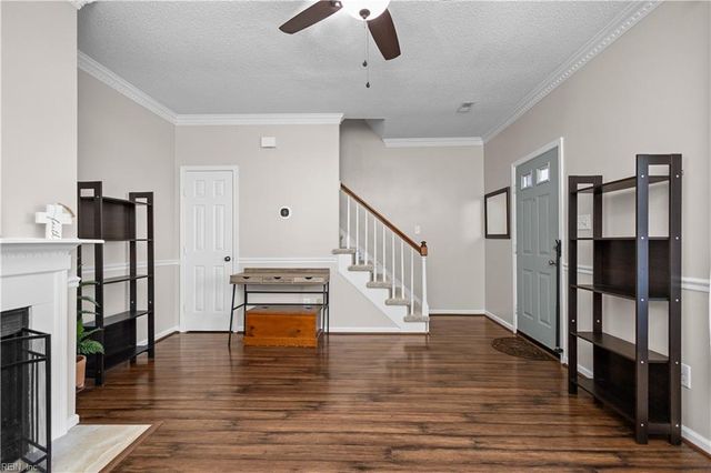 833 Creekside CRES, Chesapeake, VA 23320