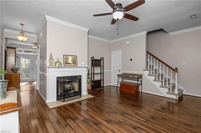 833 Creekside CRES, Chesapeake, VA 23320