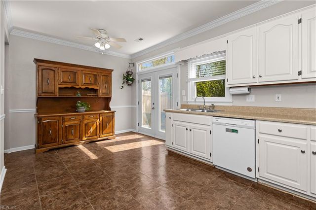 833 Creekside CRES, Chesapeake, VA 23320