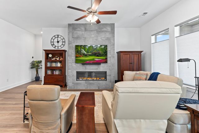 523 Hallwood DR, Liberty Hill, TX 78642