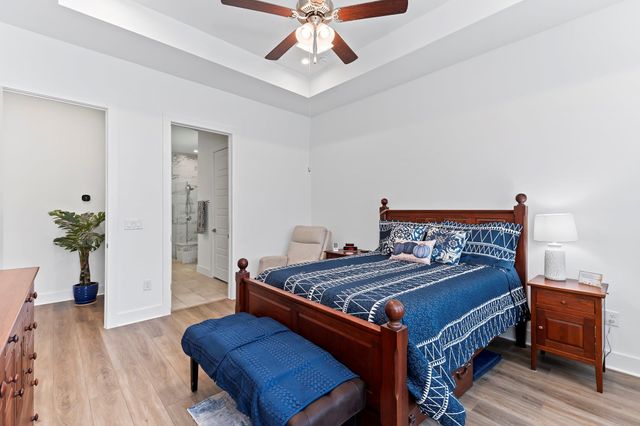 523 Hallwood DR, Liberty Hill, TX 78642