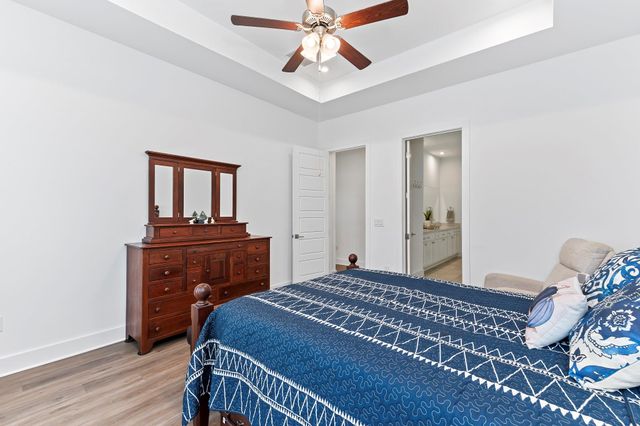 523 Hallwood DR, Liberty Hill, TX 78642