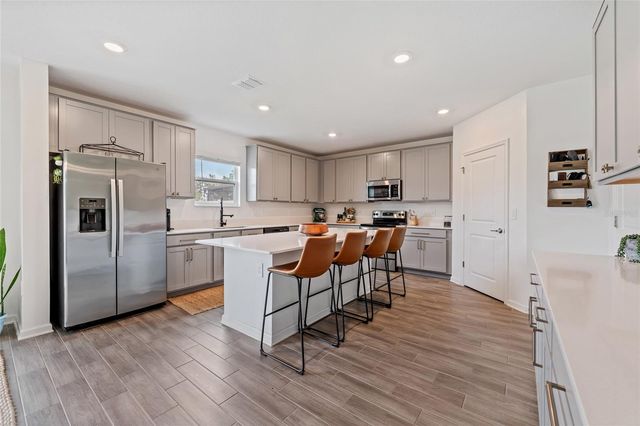 799 HITCH LOOP, St Cloud, FL 34772