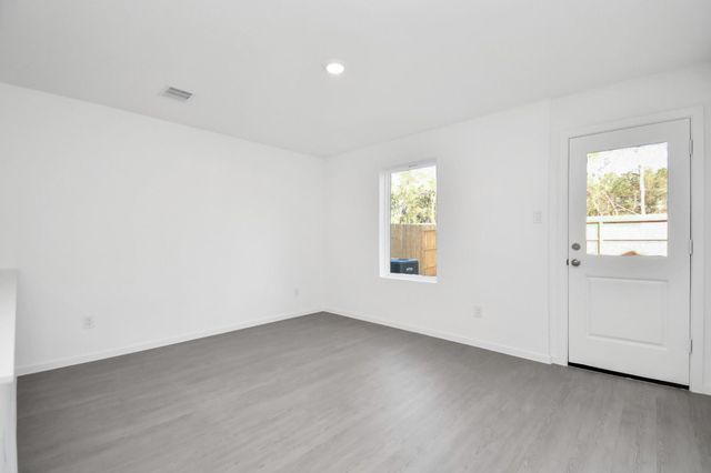 21269 Carosella Dr, New Caney, TX 77357