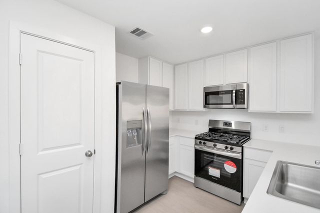 21269 Carosella Dr, New Caney, TX 77357