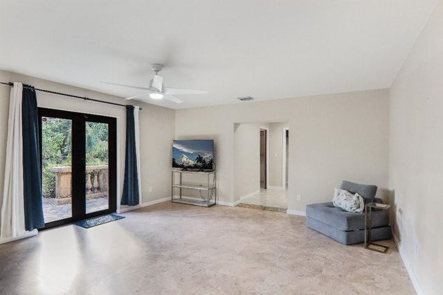 13602 SW 24th Street, Davie, FL 33325