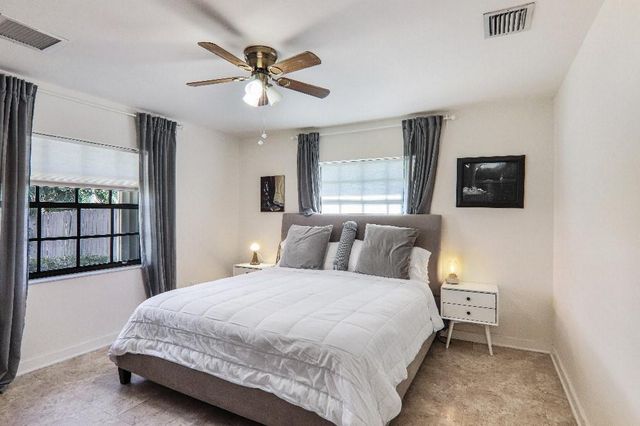 13602 SW 24th Street, Davie, FL 33325