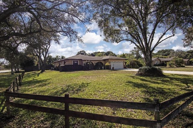 13602 SW 24th Street, Davie, FL 33325
