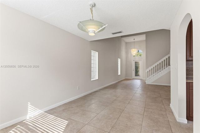 1273 NW 192nd Ter, Pembroke Pines, FL 33029