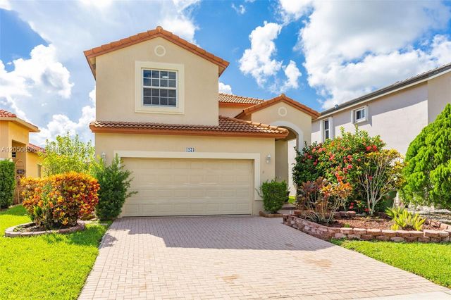 1273 NW 192nd Ter, Pembroke Pines, FL 33029