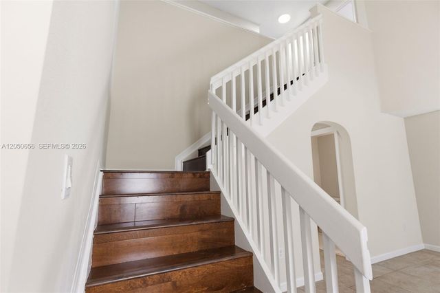 1273 NW 192nd Ter, Pembroke Pines, FL 33029