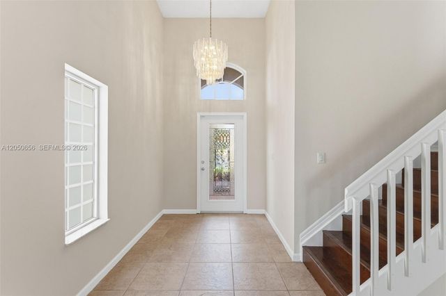 1273 NW 192nd Ter, Pembroke Pines, FL 33029