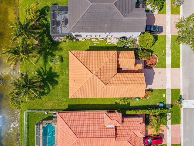 1273 NW 192nd Ter, Pembroke Pines, FL 33029