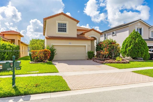 1273 NW 192nd Ter, Pembroke Pines, FL 33029