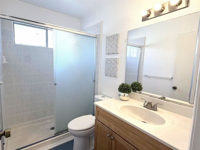 37969 Bright Cmn, Fremont, CA 94536