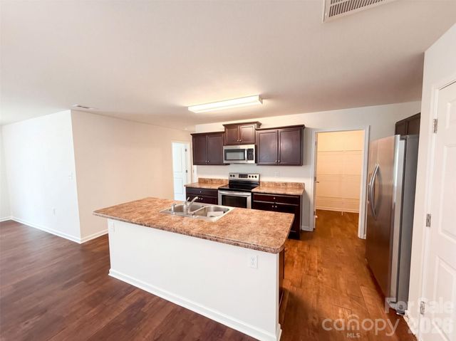 3980 Long Arrow Drive, Concord, NC 28025