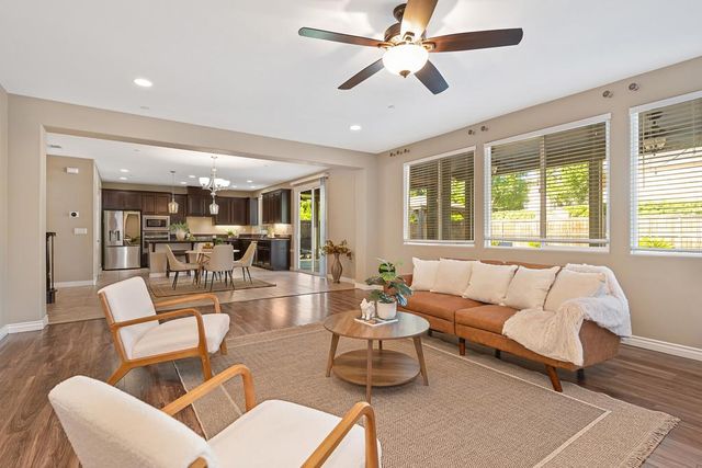 4136 Wheelright Way, Roseville, CA 95747