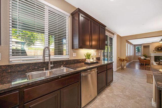4136 Wheelright Way, Roseville, CA 95747