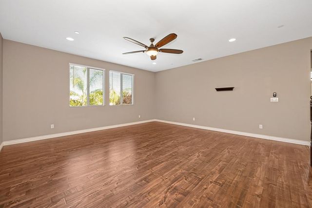 4136 Wheelright Way, Roseville, CA 95747