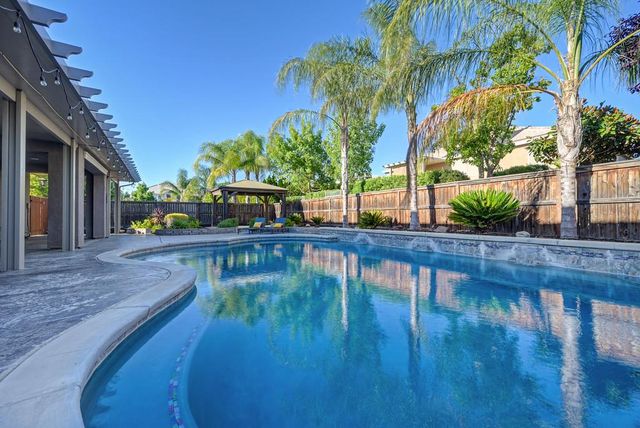 4136 Wheelright Way, Roseville, CA 95747