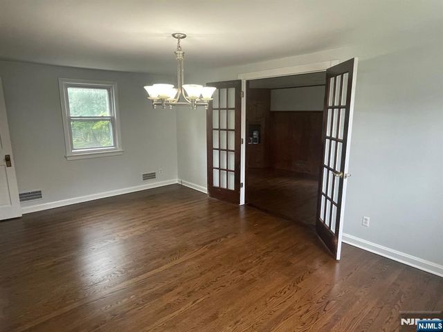 218.5 Ridge Street, New Milford, NJ 07646