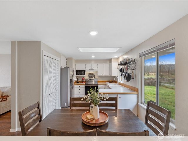 5827 145th Street NE, Marysville, WA 98271