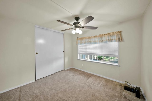 1217 Crag Walk, Redding, CA 96003
