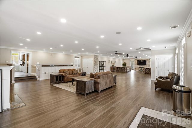 6123 Abergele Lane, Matthews, NC 28104