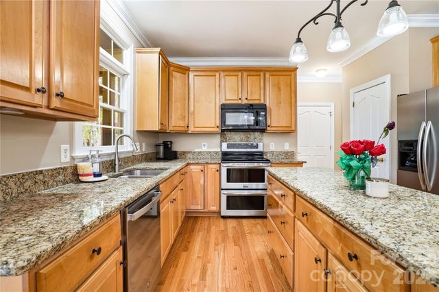 6123 Abergele Lane, Matthews, NC 28104