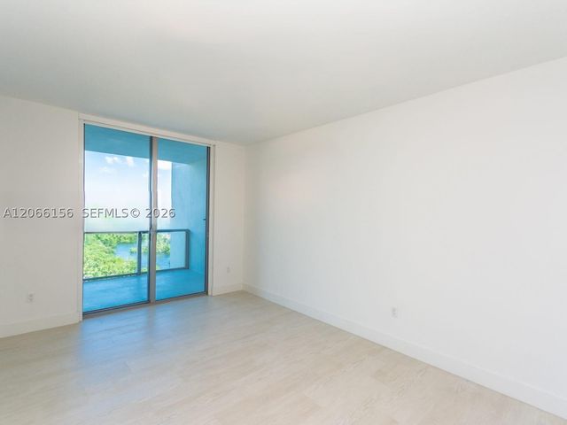 17301 Biscayne Blvd 1004, North Miami Beach, FL 33160