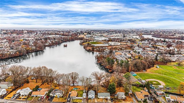 41 Gleason Street, Cranston, RI 02910