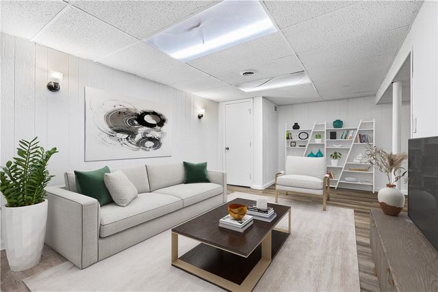 41 Gleason Street, Cranston, RI 02910