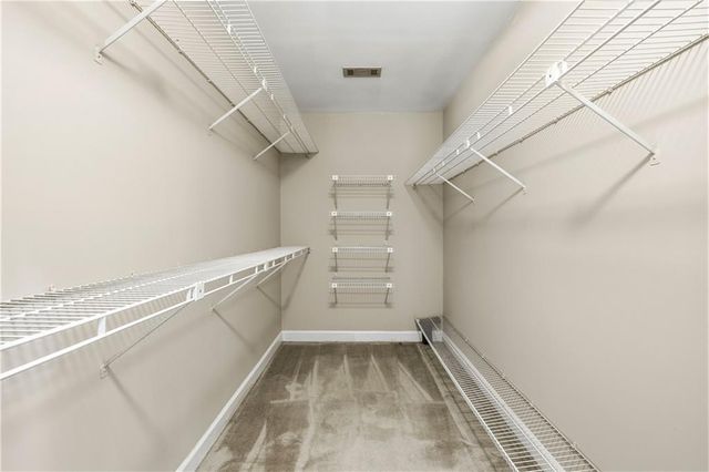 1561 Barrington View, Stone Mountain, GA 30087