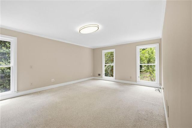 1561 Barrington View, Stone Mountain, GA 30087