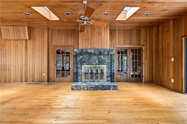 1561 Barrington View, Stone Mountain, GA 30087