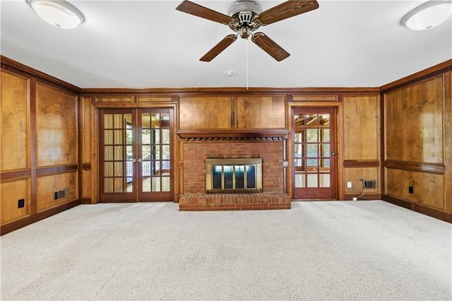 1561 Barrington View, Stone Mountain, GA 30087