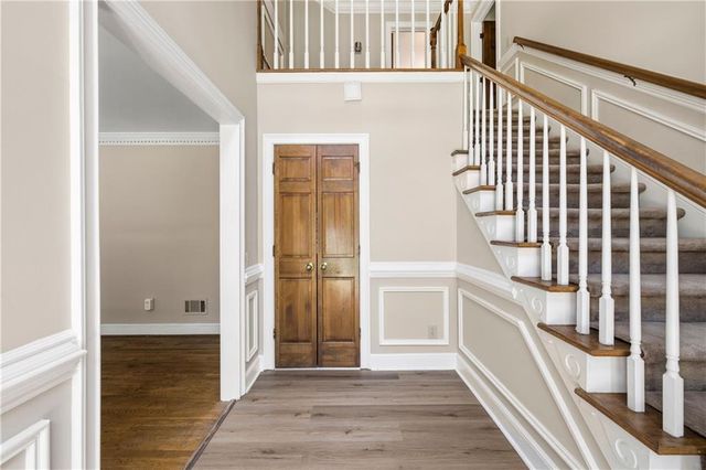 1561 Barrington View, Stone Mountain, GA 30087
