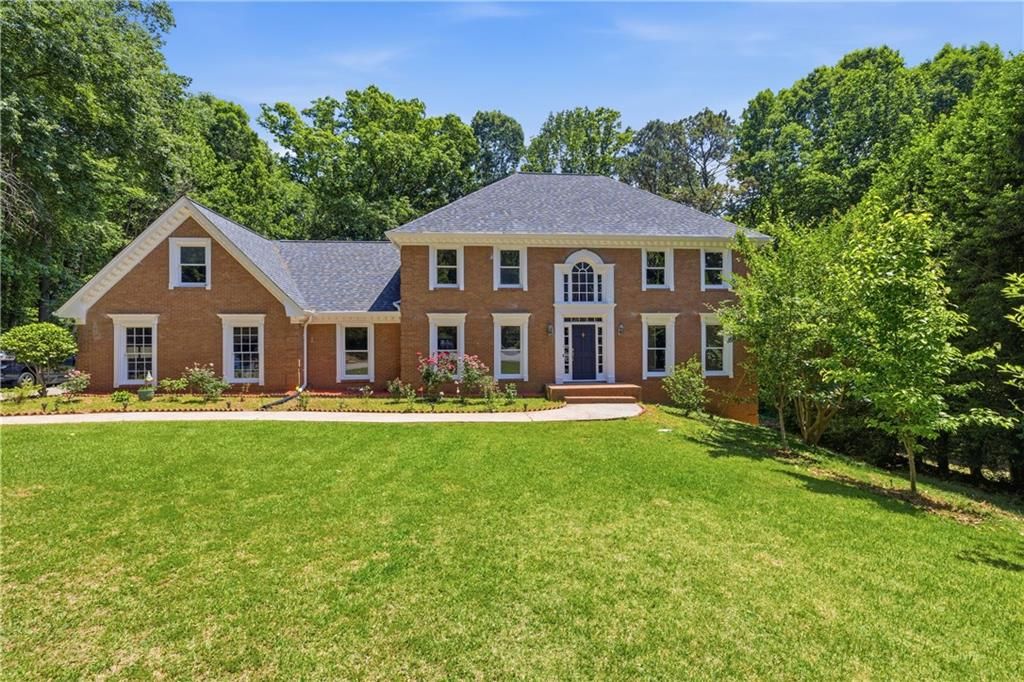 1561 Barrington View, Stone Mountain, GA 30087