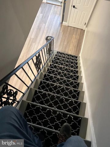 472 KINGSLEY ST, Philadelphia, PA 19128