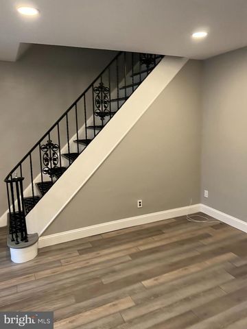 472 KINGSLEY ST, Philadelphia, PA 19128