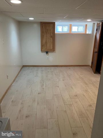 472 KINGSLEY ST, Philadelphia, PA 19128