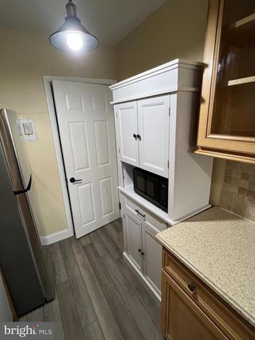 472 KINGSLEY ST, Philadelphia, PA 19128